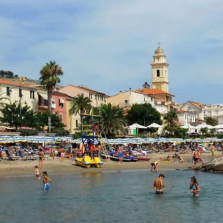 Bilocale Porto Marina Degli Aregai Santo Stefano al Mare